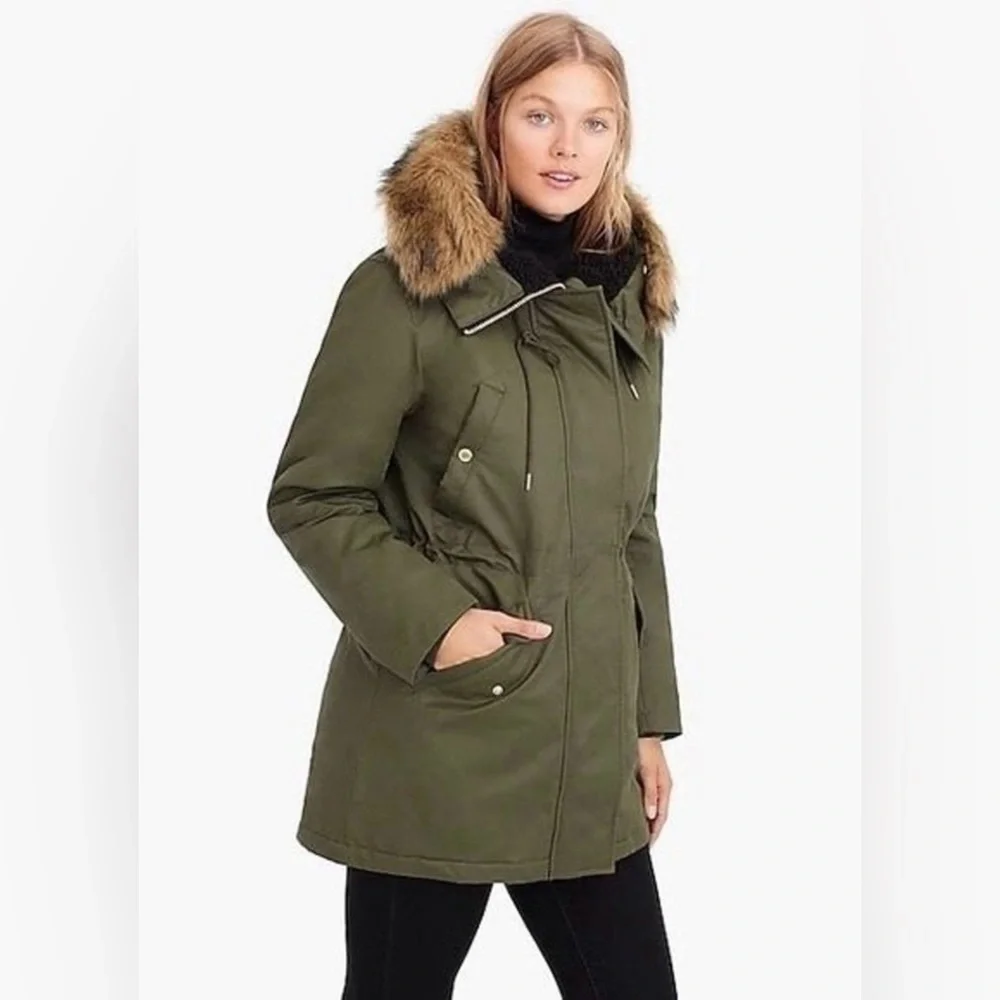 J.Crew Perfect Winter Parka with PrimaLoft® in Olive Green, Size Small